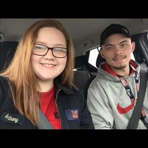 Meet your Posher, Marissa